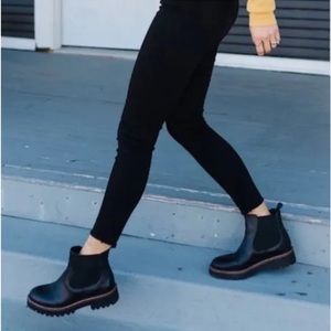 Caslon🍁black waterproof Leather Chelsea Boots size 11women Brand New